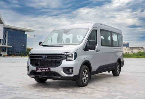 Xe 16 chỗ Ford Transit